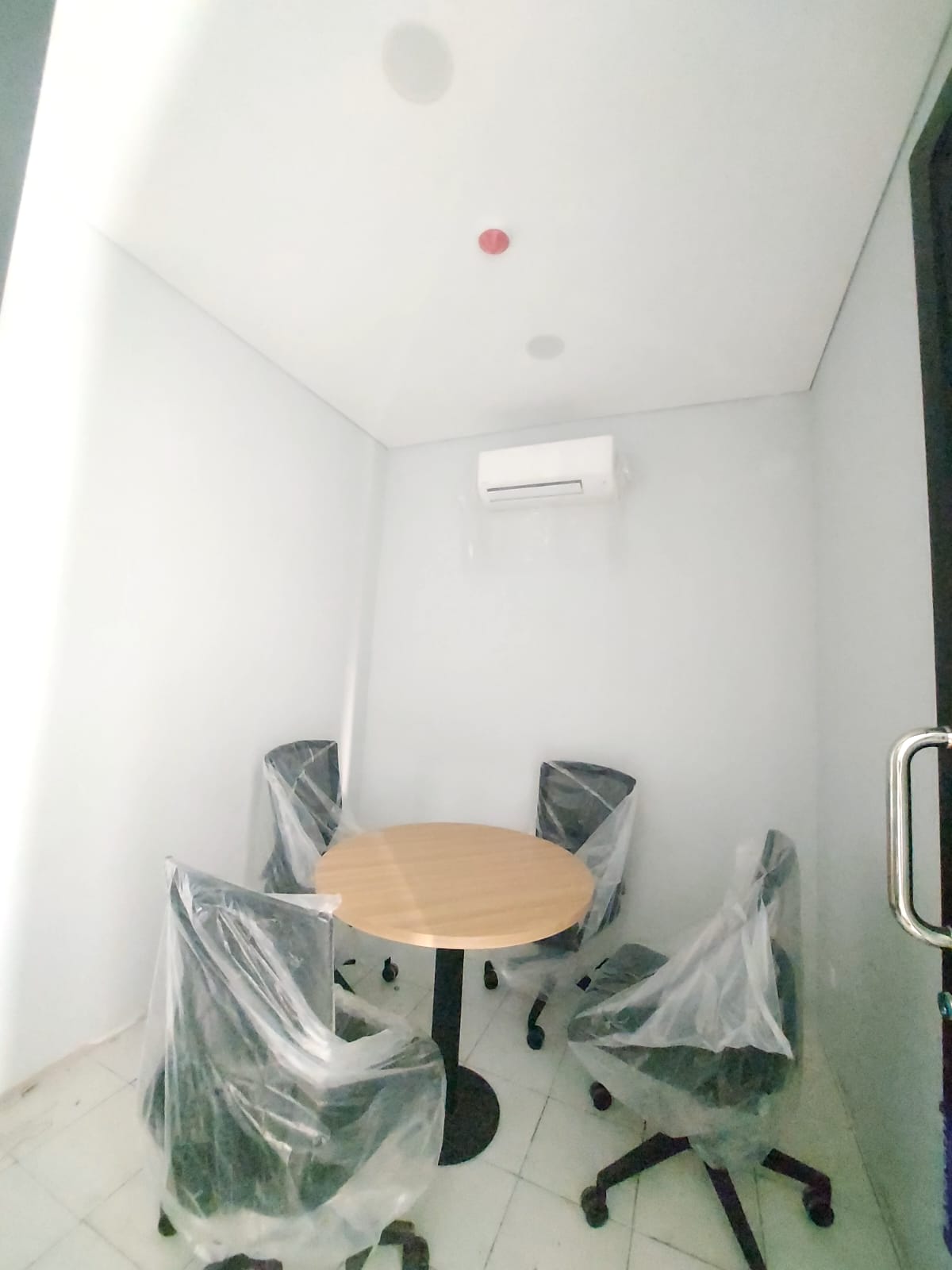 Bank Mandiri Kertamukti